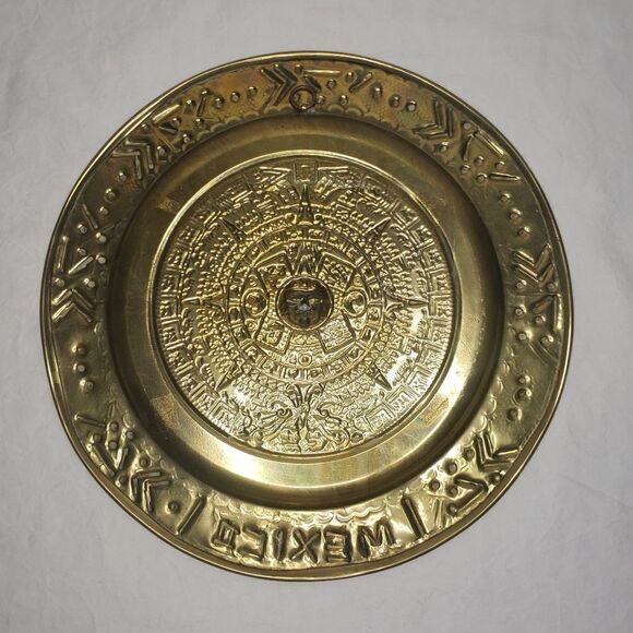 Vintage large brass decorative plate - Picture 2 of 9